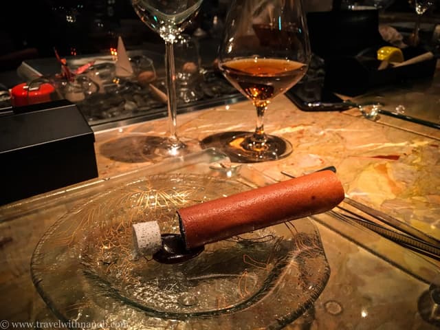 Tapas Molecular Bar