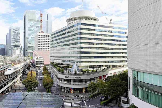 Tokyo Kotsu Kaikan gallery: accessible corporate event venue and transit-oriented exhibition space.