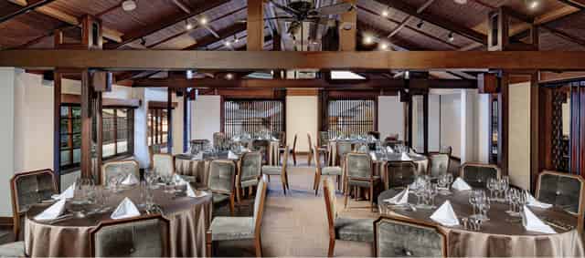 Banquet hall