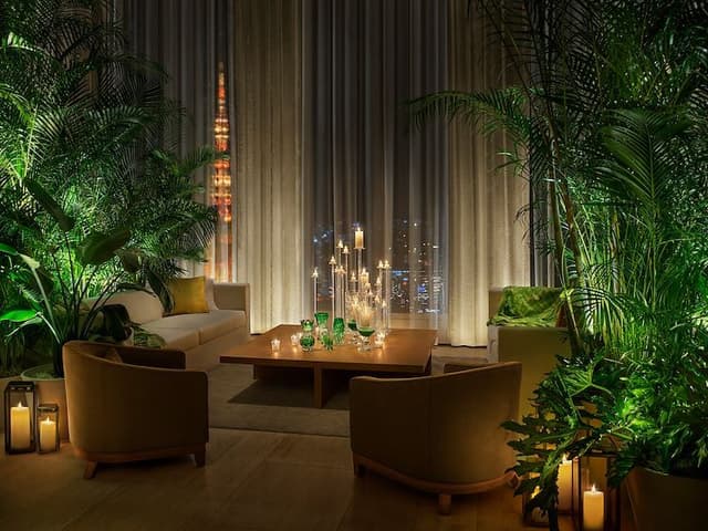 Lobby Bar
