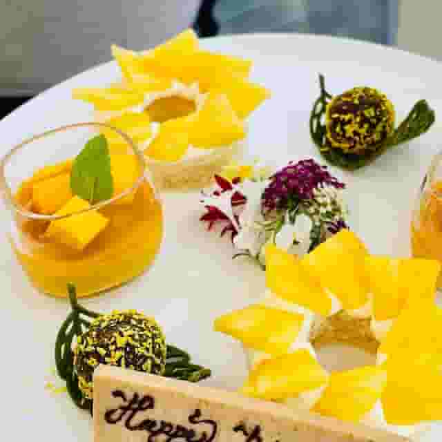 Lounge & Dining G