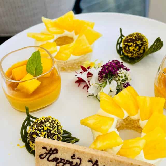 Lounge & Dining G