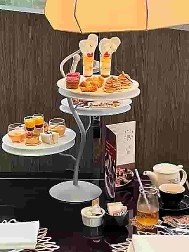 Lounge & Dining G