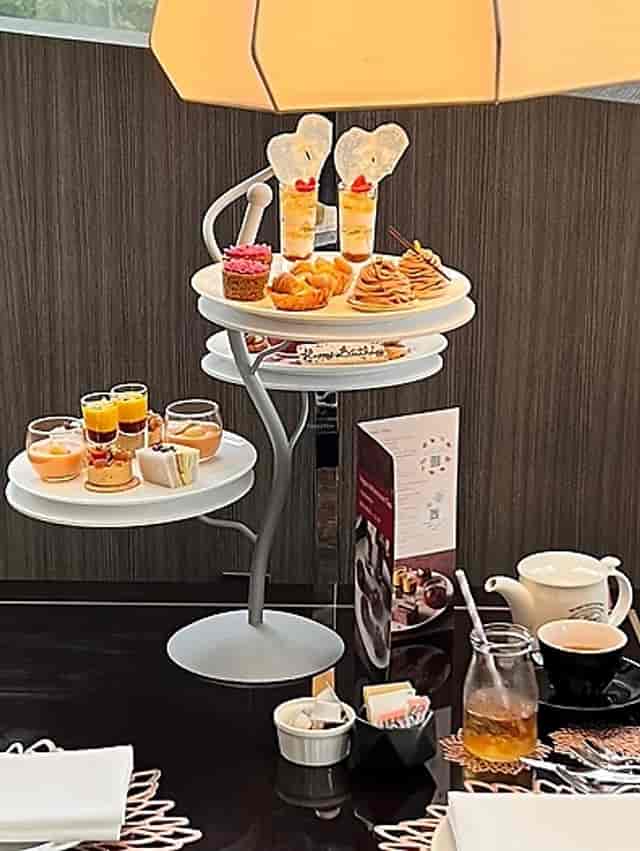 High-end afternoon tea setup for VIP hospitality and corporate social meeting breaks.