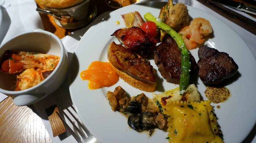 Gala degustation plate with foie gras and filet mignon at The Parkview, Seoul Shilla Hotel.