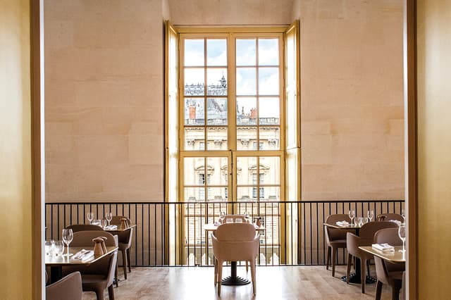 Private dining rooms