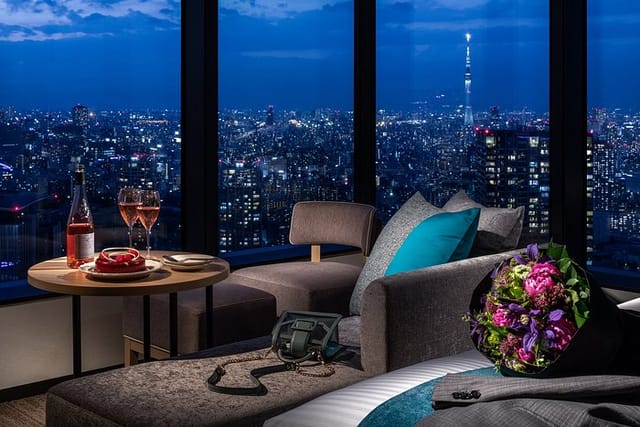 Luxury VIP hospitality suite in Mitsui Garden Hotel Toyosu Premier for corporate events.