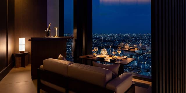 BELLUSTAR Bar