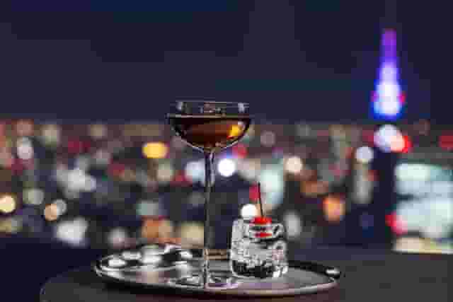 BELLUSTAR Bar
