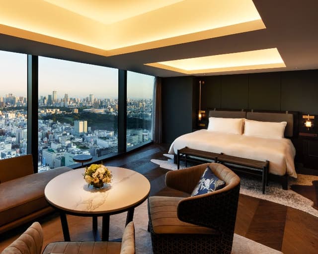 BELLUSTAR TOKYO +1 more