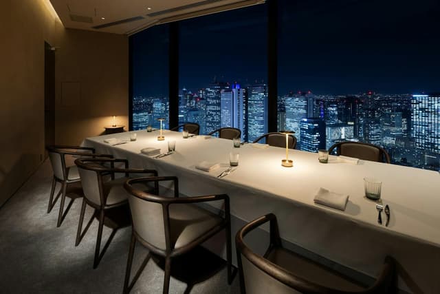 BELLUSTAR TOKYO +1 more