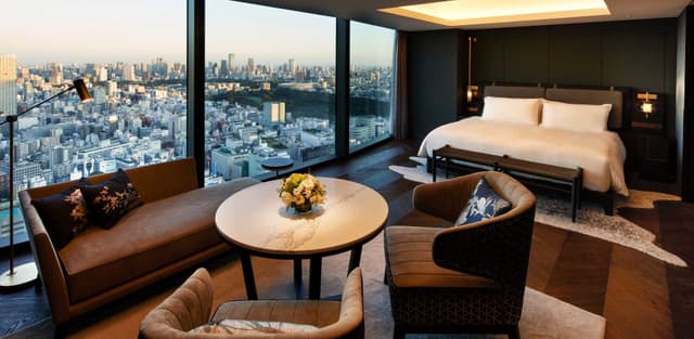 BELLUSTAR TOKYO +1 more