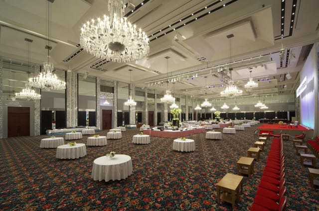 The Prince Park Tower Tokyo ballroom set for a gala dinner and corporate awards presentation.
