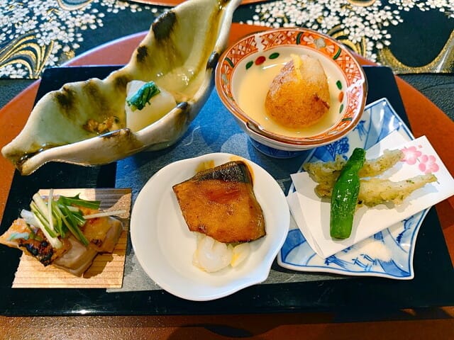 Hokuto kaiseki bento for executive luncheons and VIP networking events.