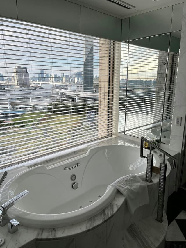 Tokyo Baycourt Club Hotel & Spa Resort