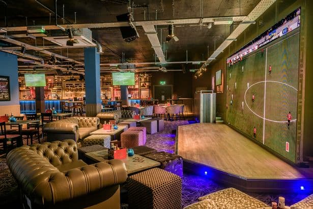 Cocktail bar
