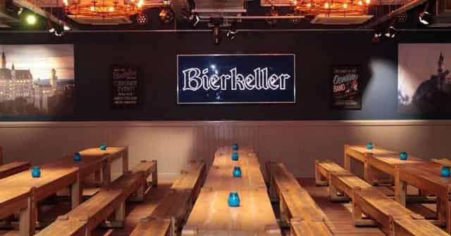 Cocktail bar