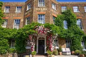 The Mitre Hotel, Hampton Court