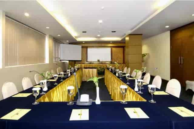U-shape meeting room in The Jayakarta SP Jakarta Hotel for corporate board meetings and conferences.