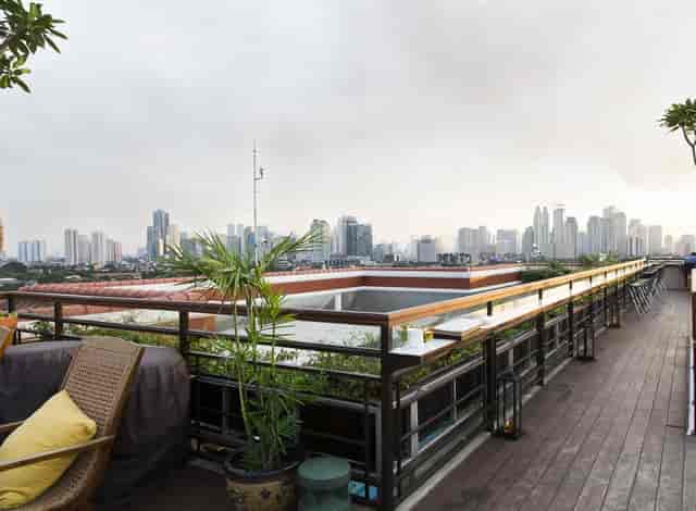 La Vue Rooftop Bar with skyline view for cocktail receptions and networking events.