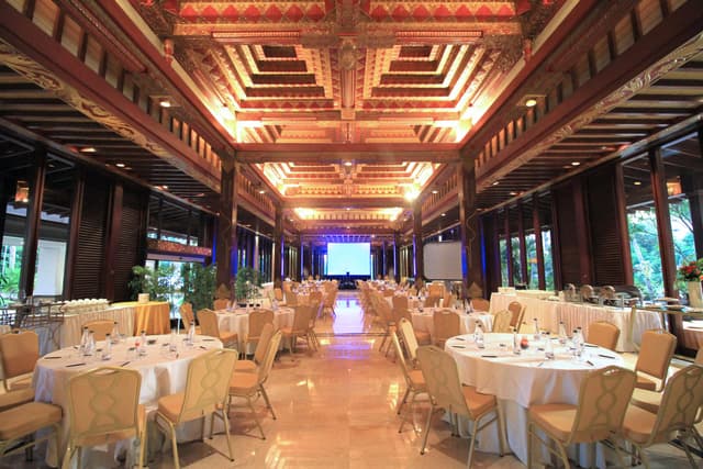 Meeting Rooms