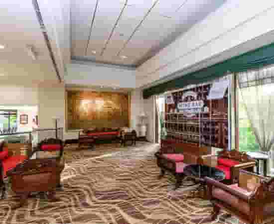 Lagoon Lounge