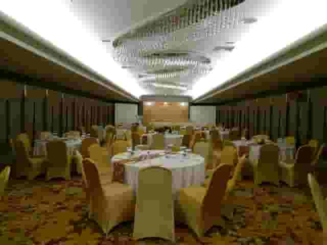 Flores BAllroom (A&B)