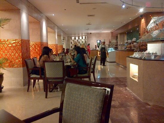Bogor Café, Hotel Borobudur: Buffet dining venue for business networking and corporate events.
