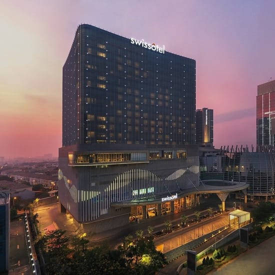 Lucerne II Swissotel Jakarta: Modern venue for corporate events and large-scale conferences.