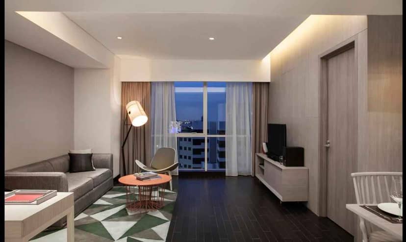 Modern meeting room, Fraser Place Jakarta, luxury breakout space, corporate event venue.