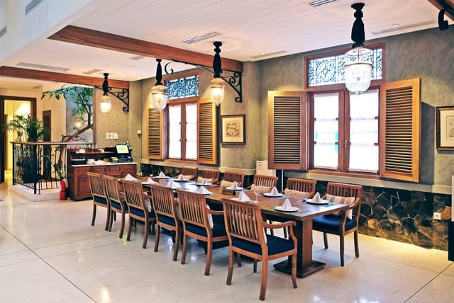 Plataran Menteng boardroom for intimate VIP dinner and high-end corporate meeting.
