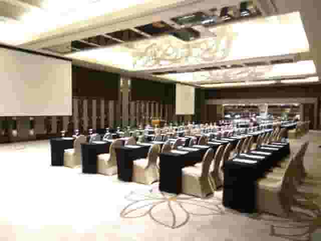 Jasmine Meeting Room
