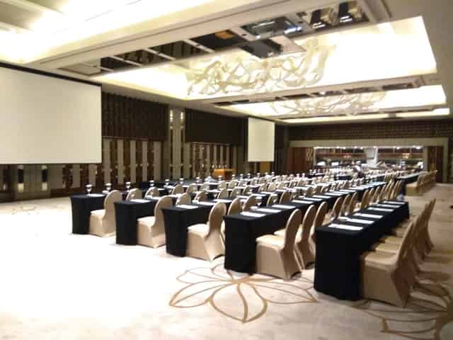 Jasmine Meeting Room