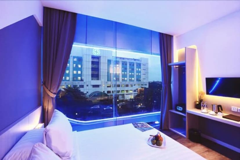 Ozone Hotel Jakarta contemporary function room with natural light for business events and meetings.