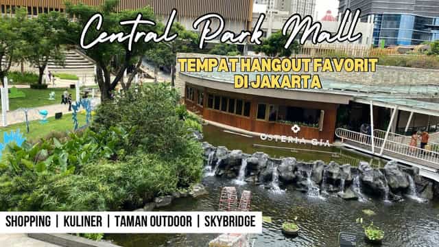 Outdoor park at Central Park Mall, lush venue for corporate networking and team-building events.
