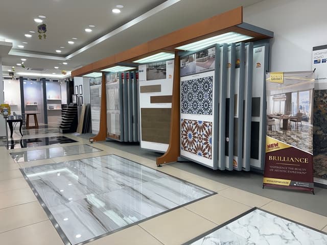 Roman Showroom Surabaya
