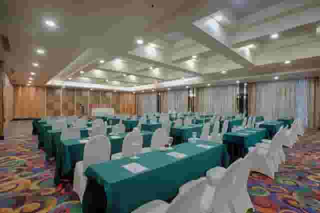 Bali Boardroom