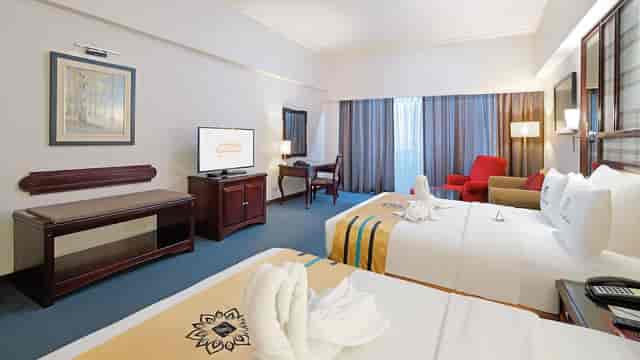 Bali Boardroom at Sunlake Resort: functional business hotel room for corporate meetings and events.