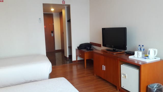 Artotel Gelora Senayan double room: budget hotel stay for business travel and event accommodation.