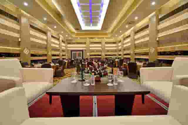 Ball room