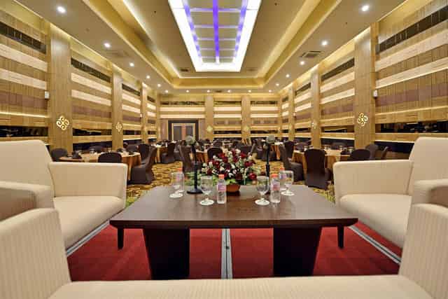Ball room