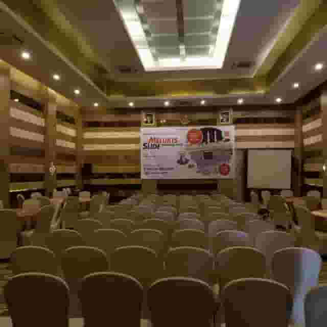 Ball room