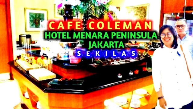 Kafe Coleman buffet station with chocolate fountain for corporate networking events in Jakarta.
