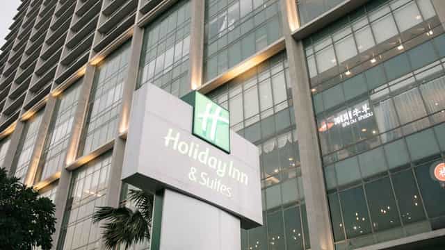 Holiday Inn Hotel/Sts Jakarta Gajah ...