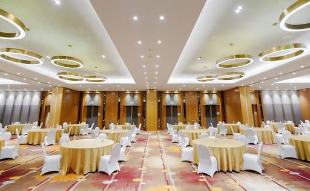 Holiday Inn & Suites Jakarta Gajah Mada
