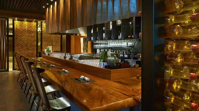 Sake bar & lounge