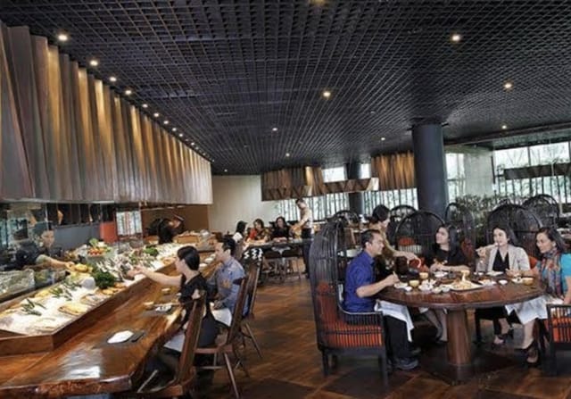 Private dining room at Yoshi Izakaya with modern decor for corporate receptions and networking.