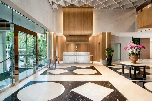 Gulawatu Restaurant, contemporary hotel lobby for premium corporate events and VIP business meetings.