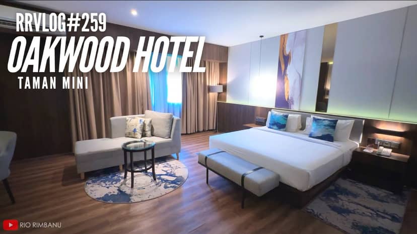 Modern hotel ballroom at Oakwood Taman Mini Jakarta for corporate meetings and conferences.