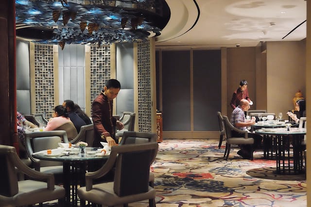 Li Feng at Mandarin Oriental Hotel ...